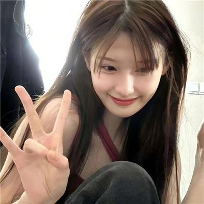 三女性 缩略图