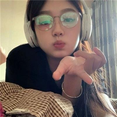 一样的世界 封面