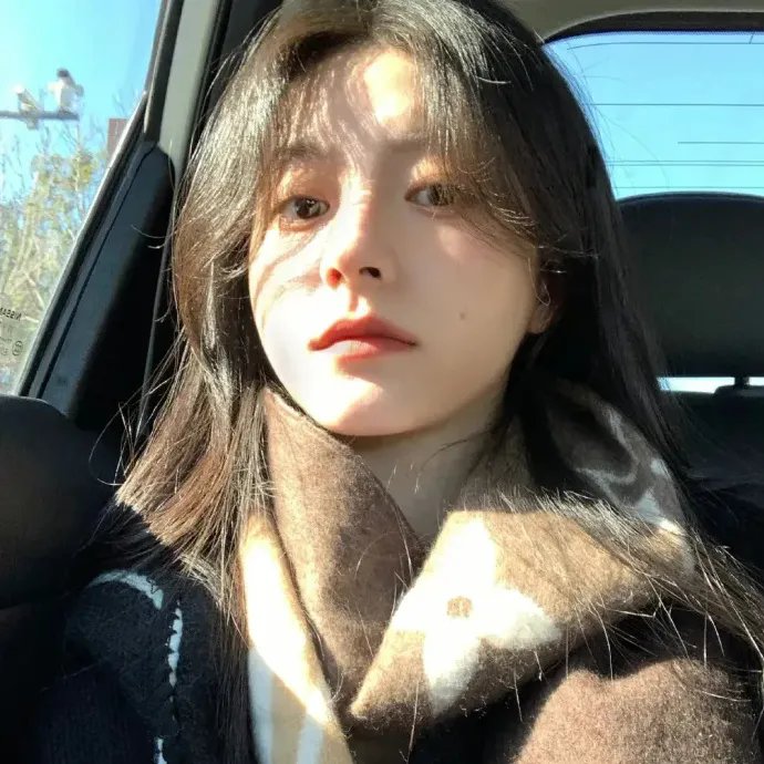 女儿城 封面